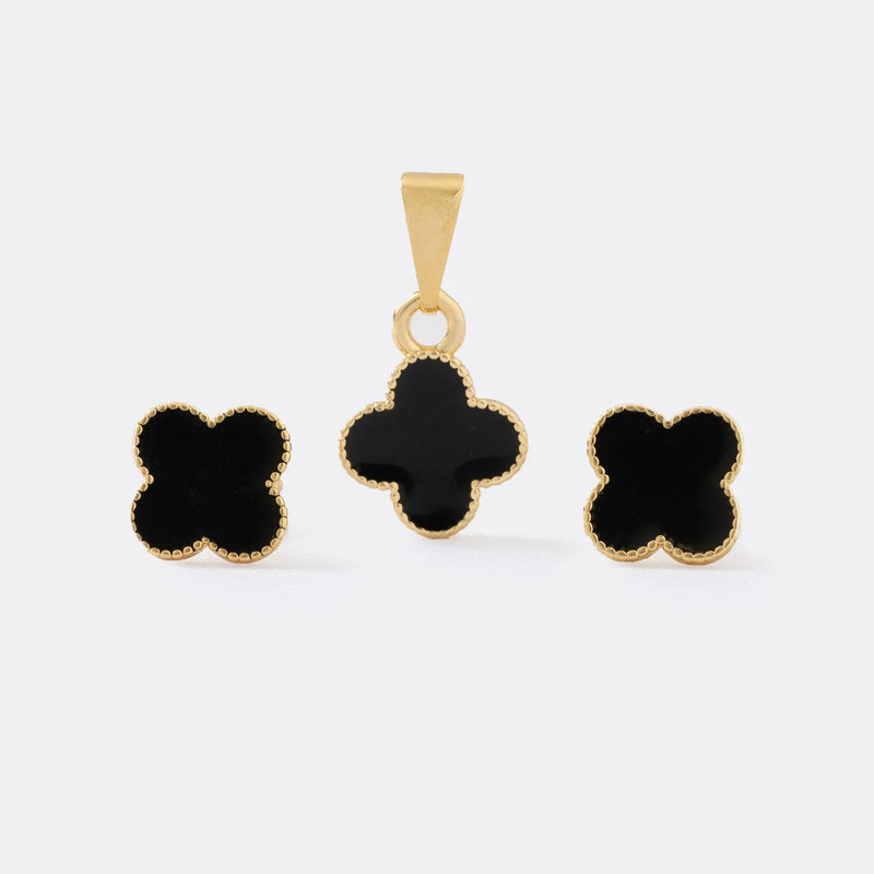 Conjunto Clover Negro 1cms (Topos + cadena y dije)
