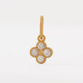 Dije clover motif