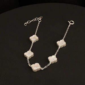 Pulsera clover nacar 5H 10mm 17 Cms + Ext